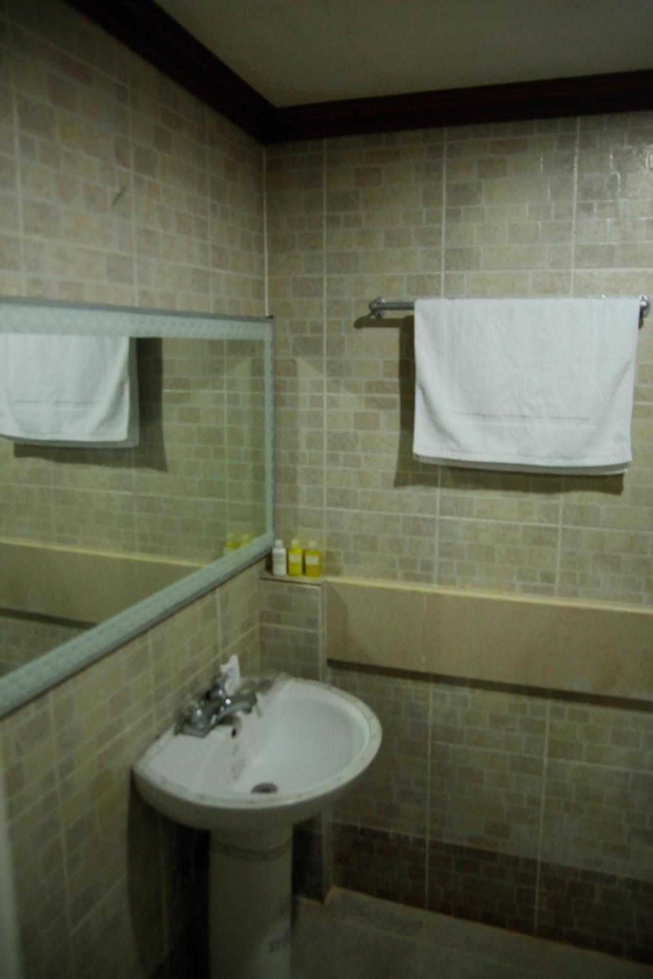 Villa Jhoana Resort Angono Δωμάτιο φωτογραφία